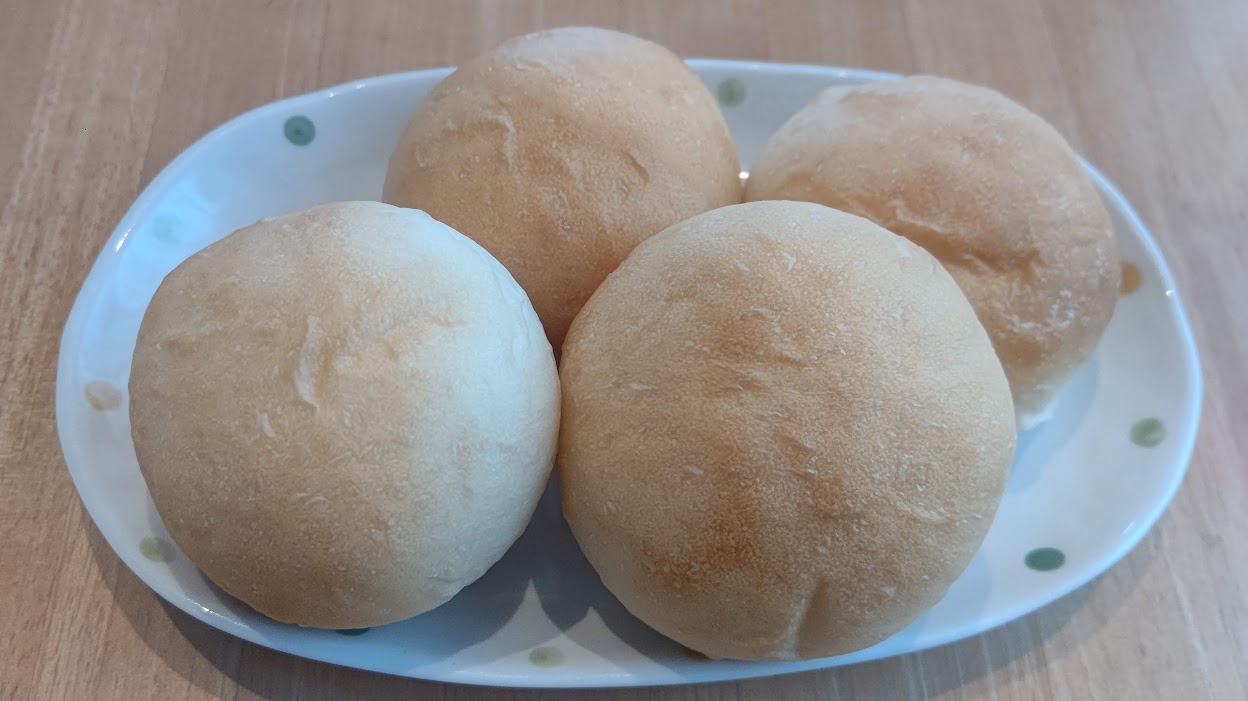 甘酒しっとり丸パン